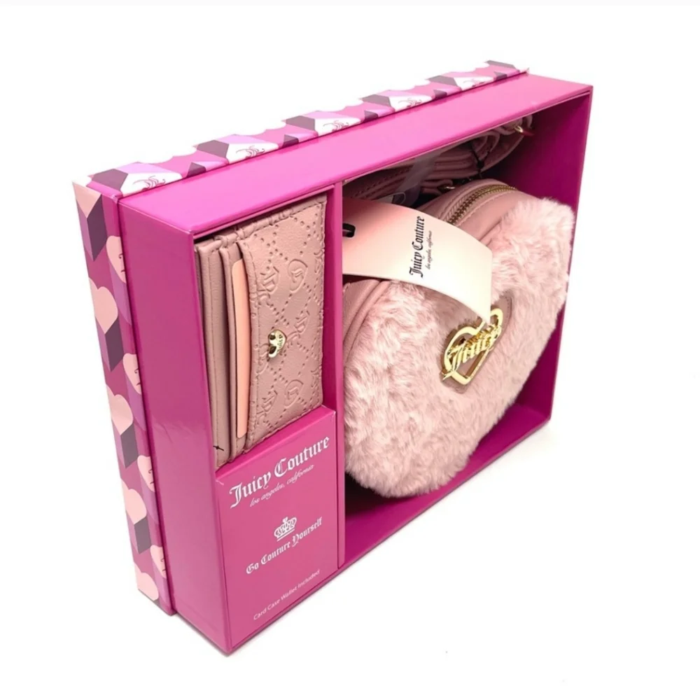 Juicy Couture "Taffy" Heart🩷 Faux Fur Crossbody Purse w/ Matching Card Case - Picture 10 of 11